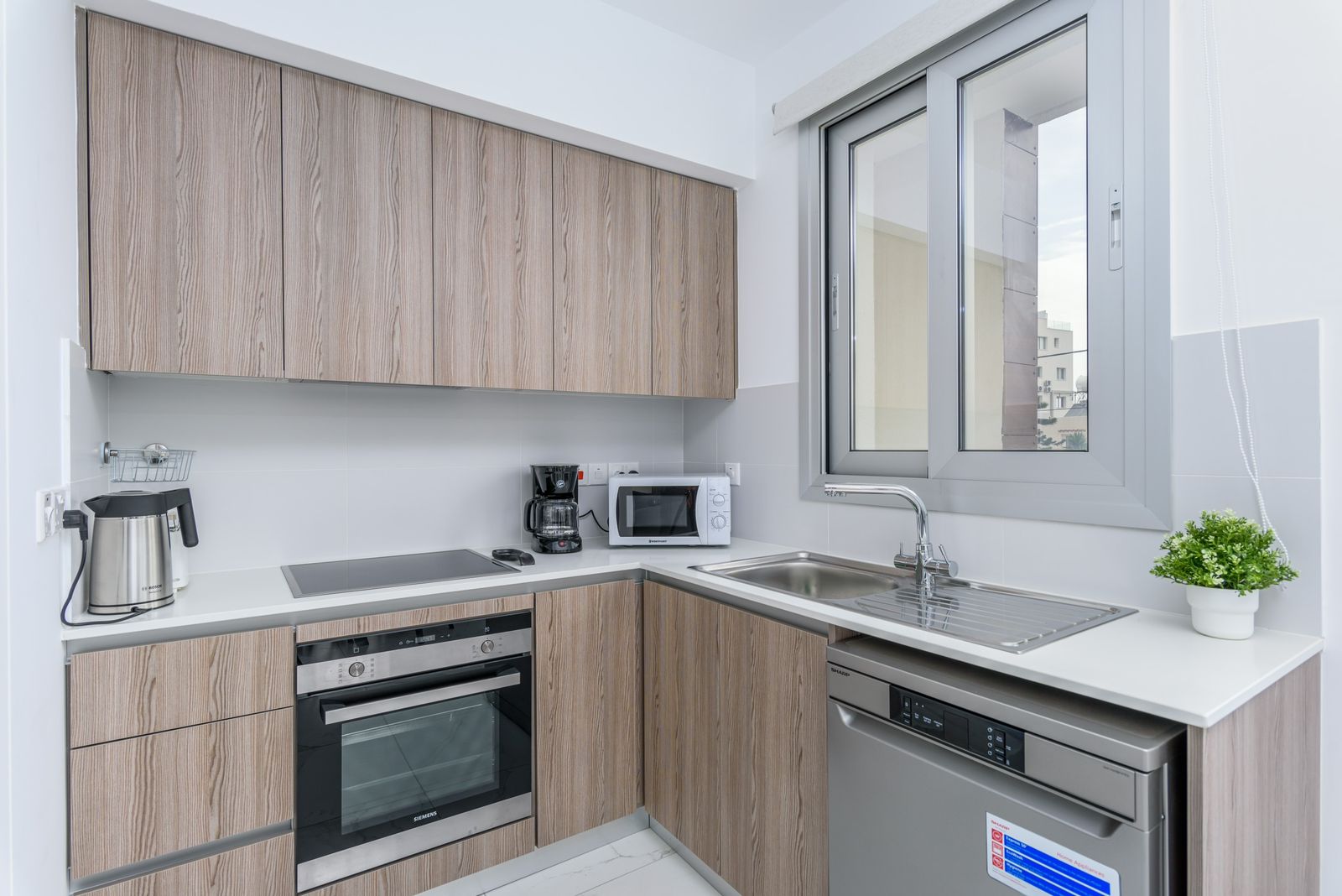 WhatsApp Image 2025-01-21 at 12.58.52 PM